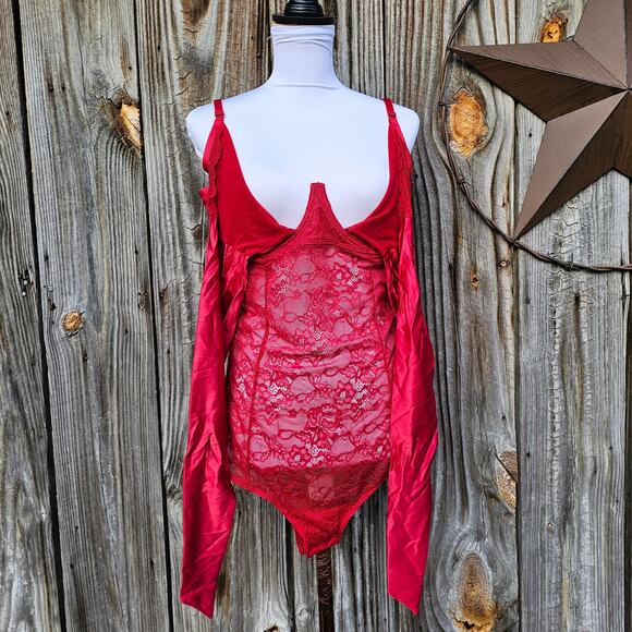 Red Lace Bodysuit Torrid Curve Plus Size 2x Stretch Underwire Negligee Sexy Bow - Picture 2 of 10